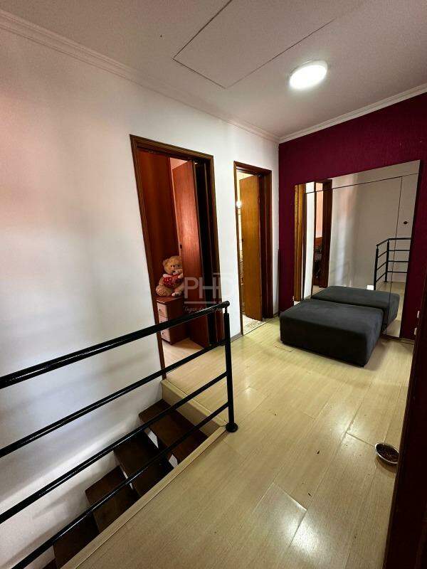 Casa de Condomínio para alugar com 3 quartos, 140m² - Foto 5