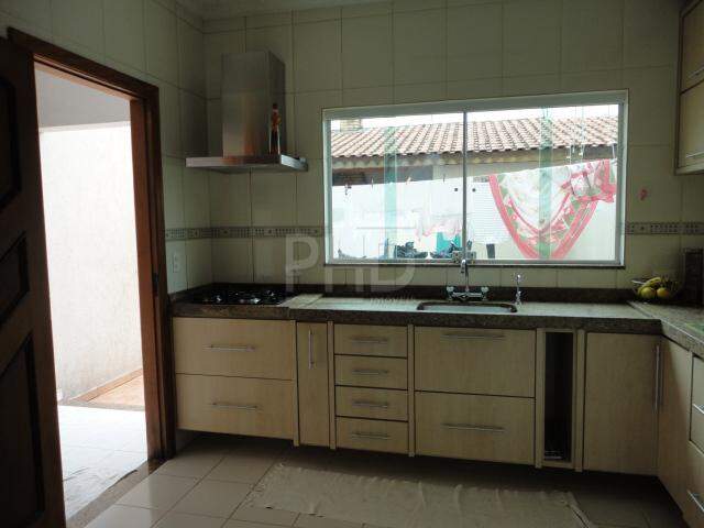 Sobrado à venda com 3 quartos, 240m² - Foto 8