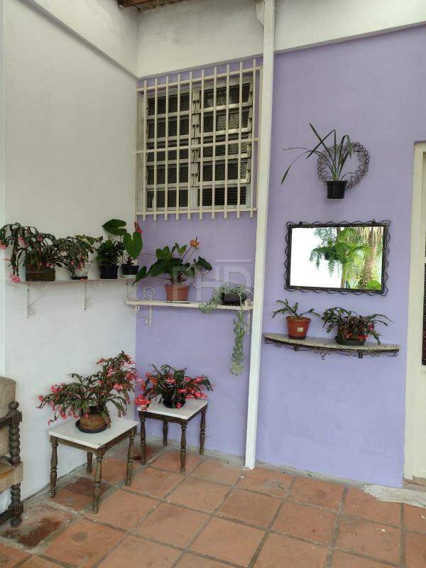 Fazenda à venda com 2 quartos, 120m² - Foto 1