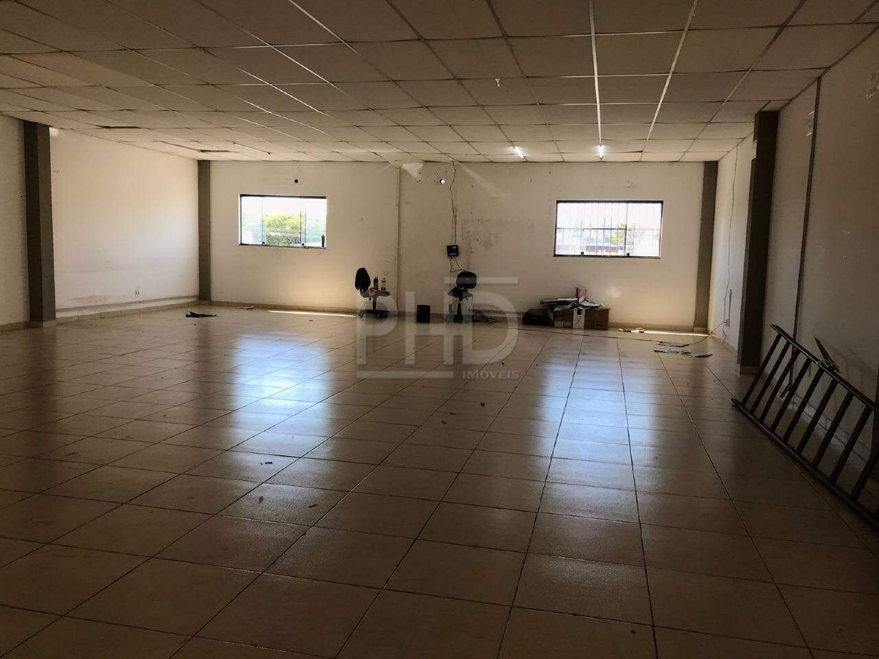 Depósito-Galpão-Armazém para alugar, 530m² - Foto 1
