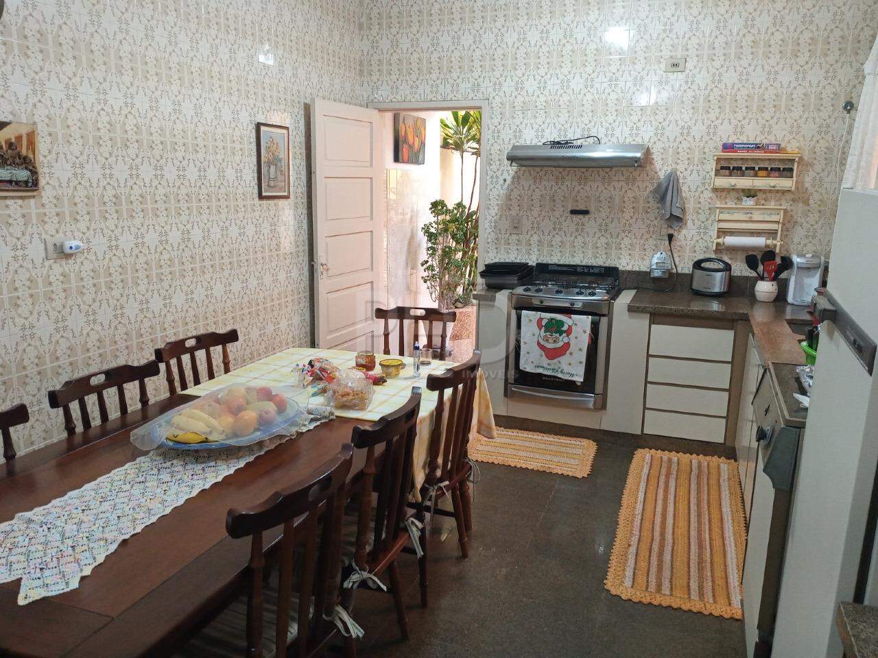 Sobrado à venda com 3 quartos, 240m² - Foto 3