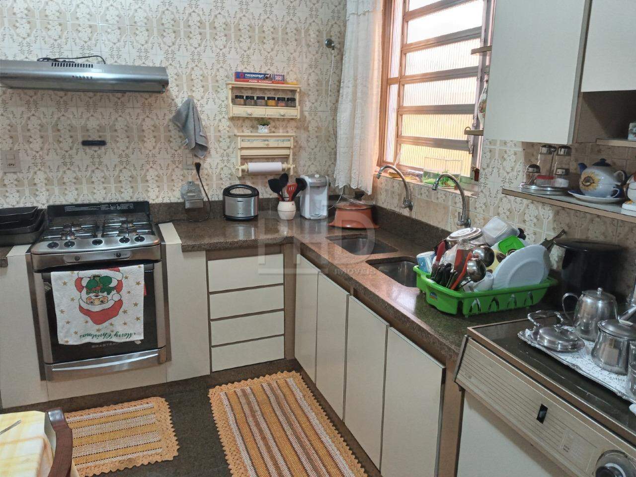 Sobrado à venda com 3 quartos, 240m² - Foto 4