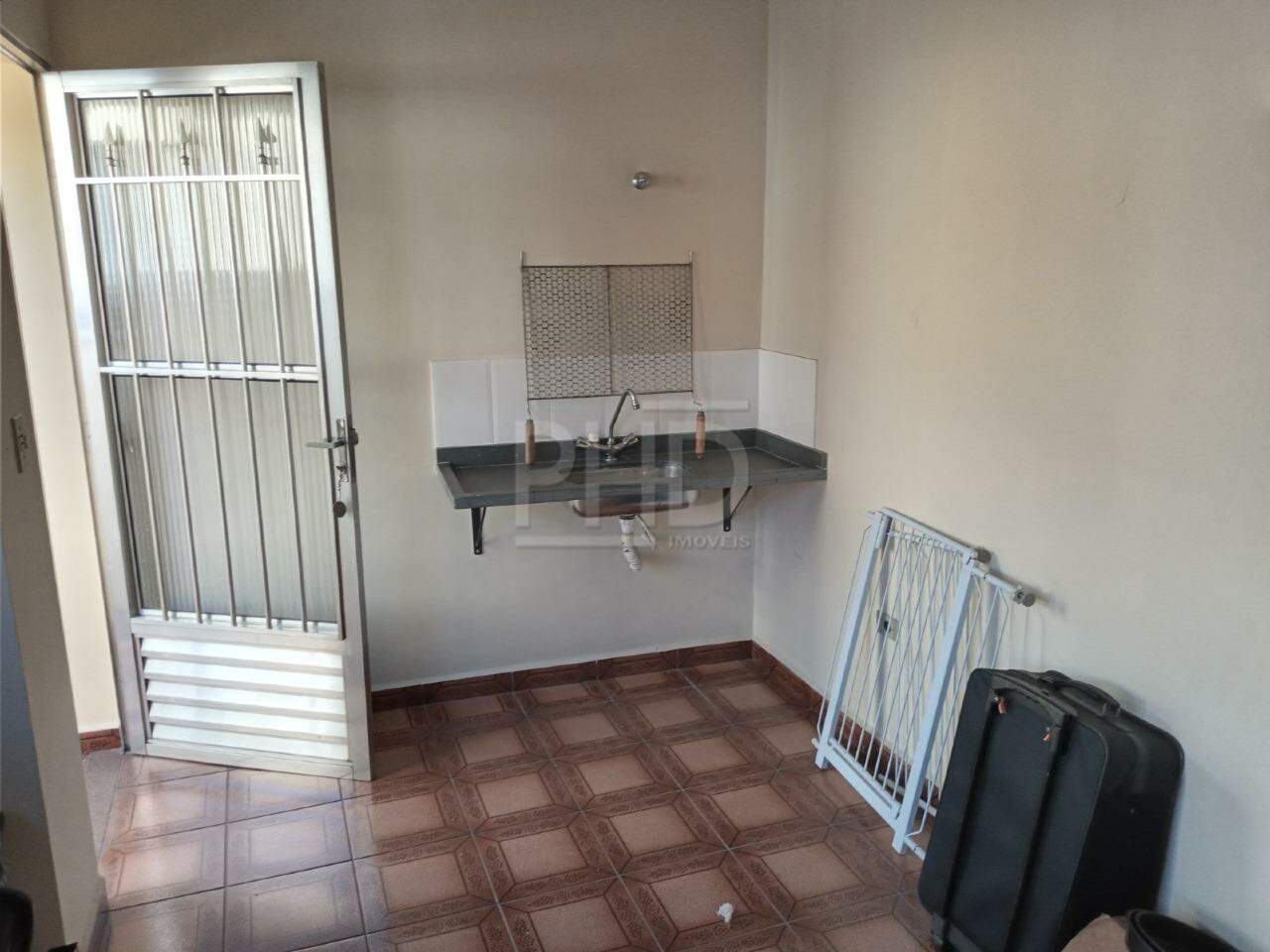 Sobrado à venda com 3 quartos, 240m² - Foto 18