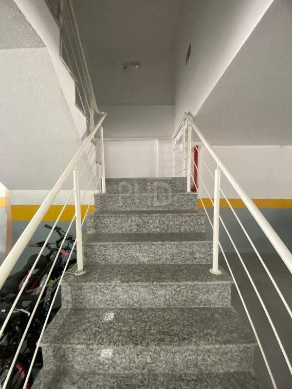 Apartamento à venda com 2 quartos, 44m² - Foto 12