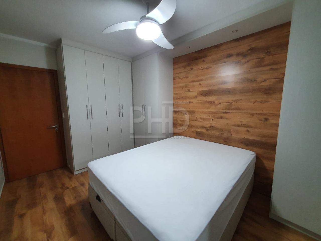 Apartamento à venda com 2 quartos, 80m² - Foto 11