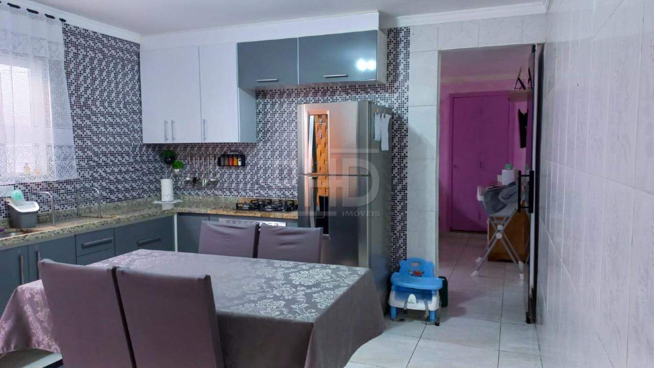 Casa à venda com 2 quartos, 150m² - Foto 5