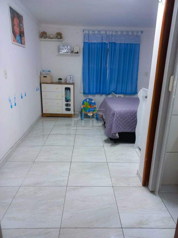 Casa à venda com 2 quartos, 150m² - Foto 13