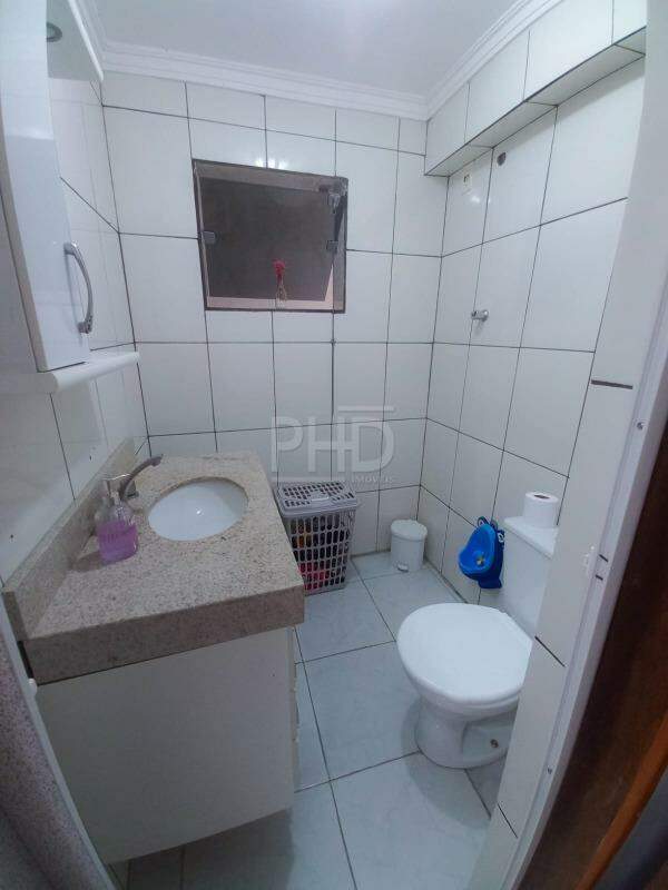 Casa à venda com 2 quartos, 150m² - Foto 16