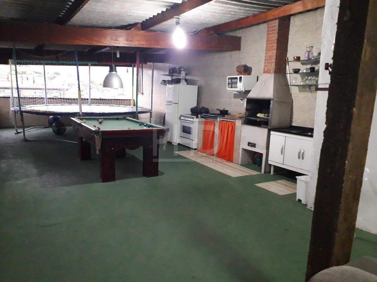 Sobrado à venda com 2 quartos, 200m² - Foto 12