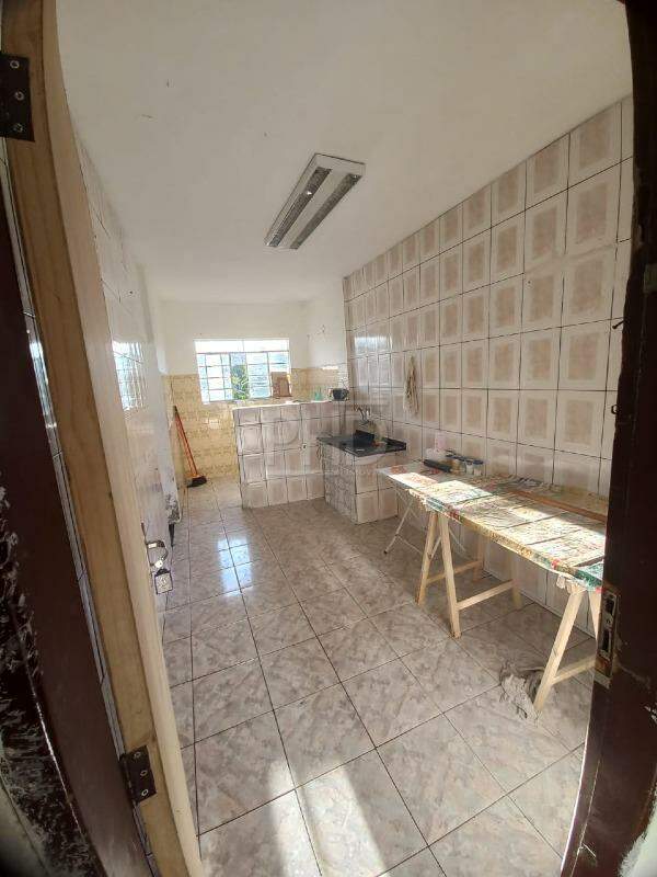 Casa Comercial à venda com 12 quartos, 750m² - Foto 1