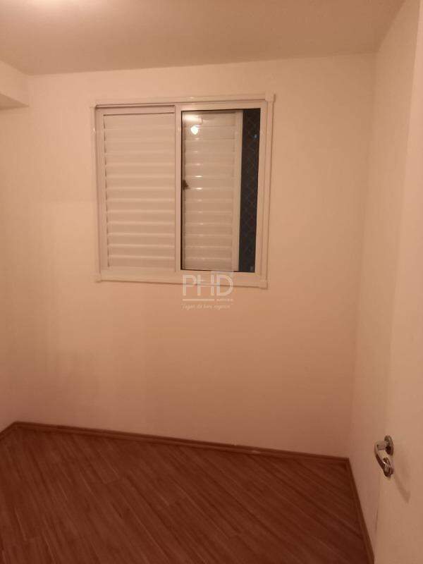 Apartamento para alugar com 2 quartos, 50m² - Foto 12