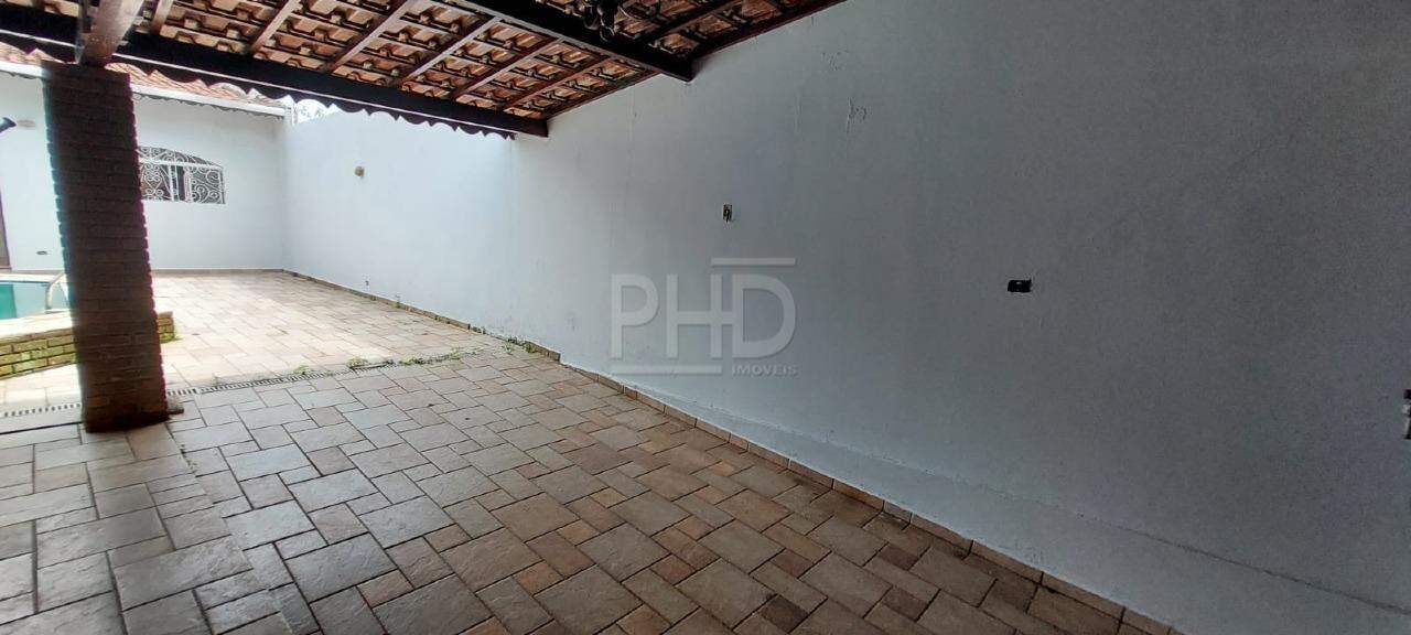 Sobrado à venda com 3 quartos, 250m² - Foto 30