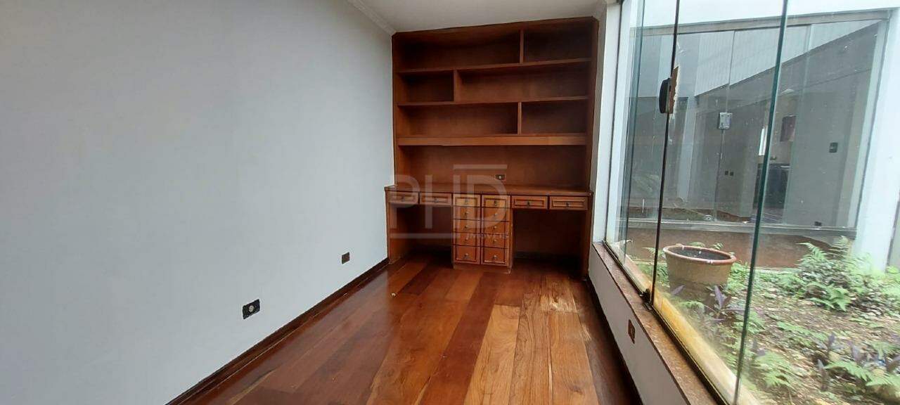 Sobrado para alugar com 3 quartos, 250m² - Foto 7