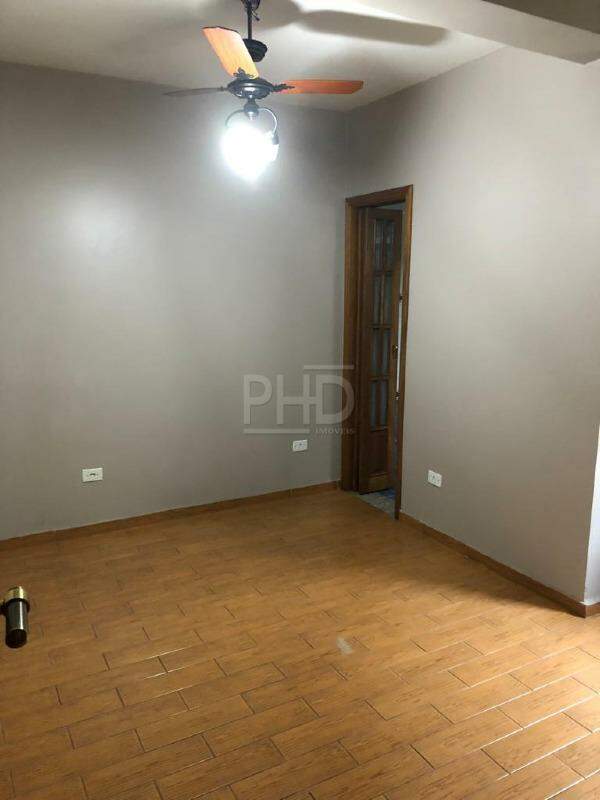 Casa à venda com 3 quartos, 302m² - Foto 11