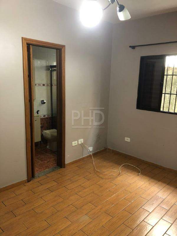 Casa à venda com 3 quartos, 302m² - Foto 9