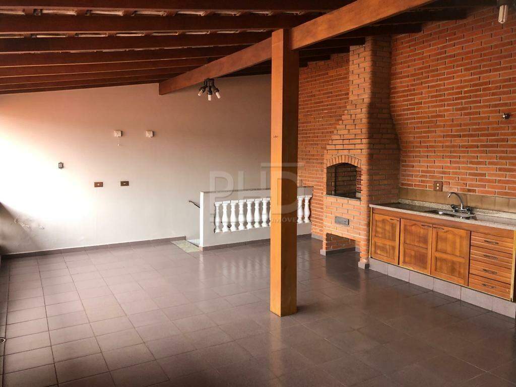 Casa à venda com 3 quartos, 302m² - Foto 24