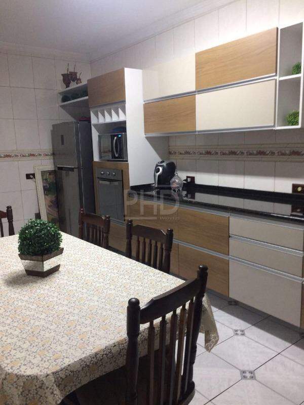 Sobrado à venda com 4 quartos, 220m² - Foto 14