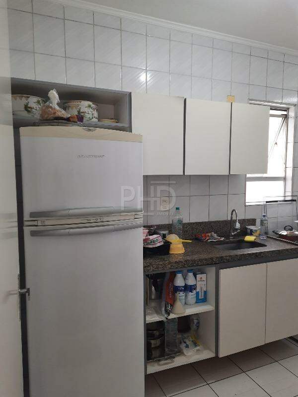 Apartamento à venda com 2 quartos, 58m² - Foto 3