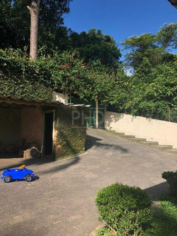 Casa de Condomínio à venda com 3 quartos, 333m² - Foto 31