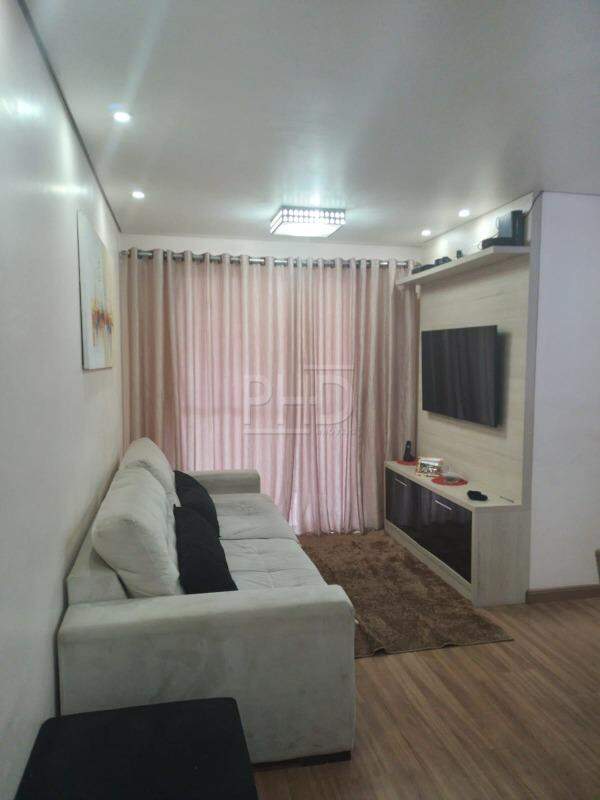 Apartamento à venda com 3 quartos, 69m² - Foto 1