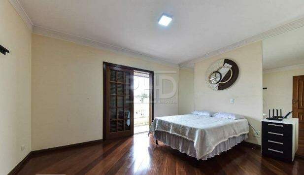 Sobrado à venda com 4 quartos, 312m² - Foto 17