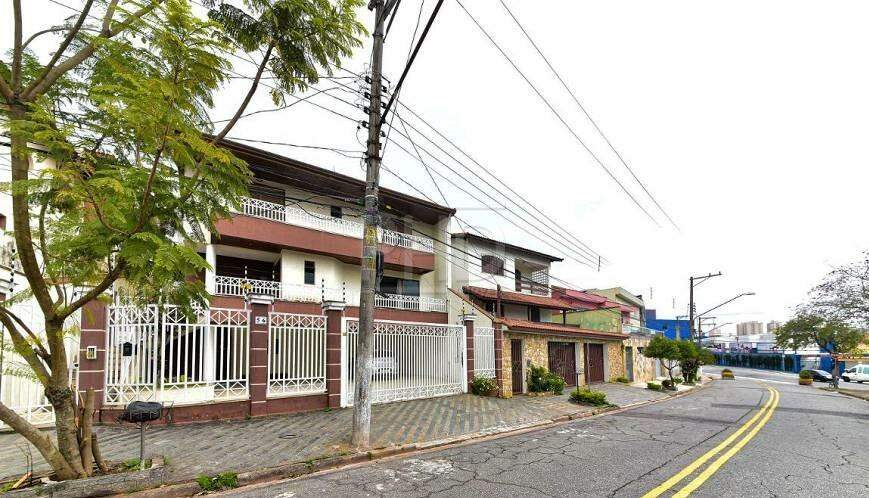 Sobrado à venda com 4 quartos, 312m² - Foto 2