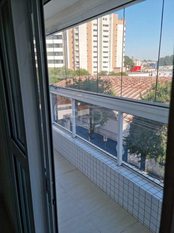 Apartamento à venda com 3 quartos, 149m² - Foto 2