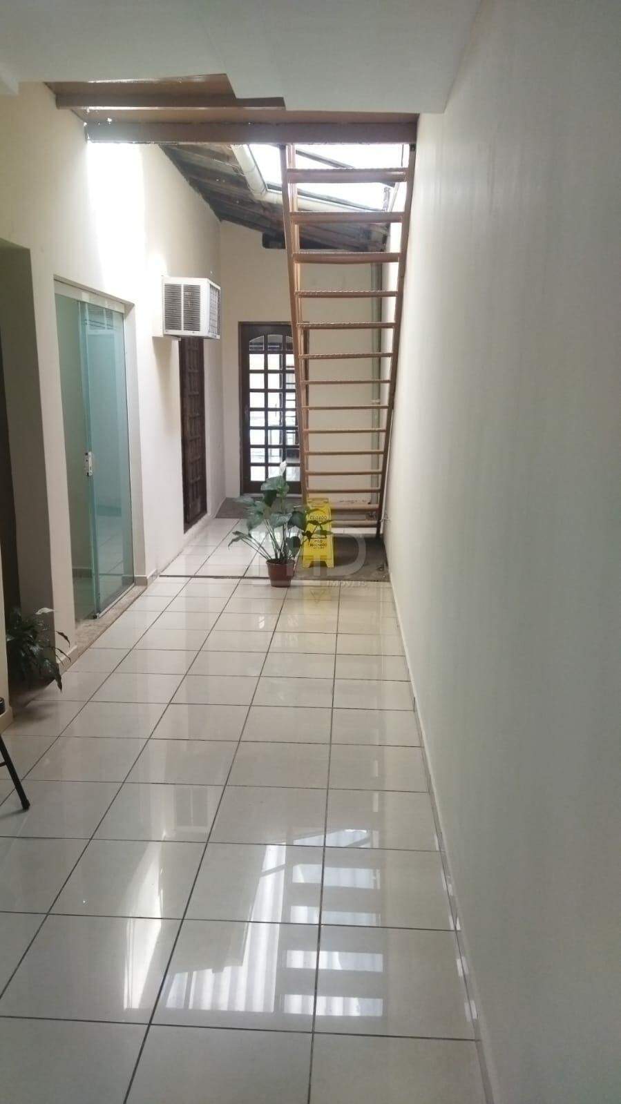 Casa Comercial à venda, 197m² - Foto 4