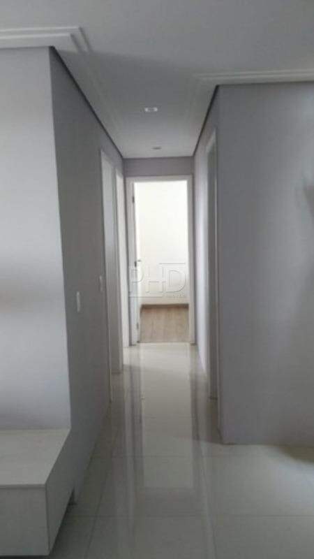 Apartamento à venda com 3 quartos, 70m² - Foto 2