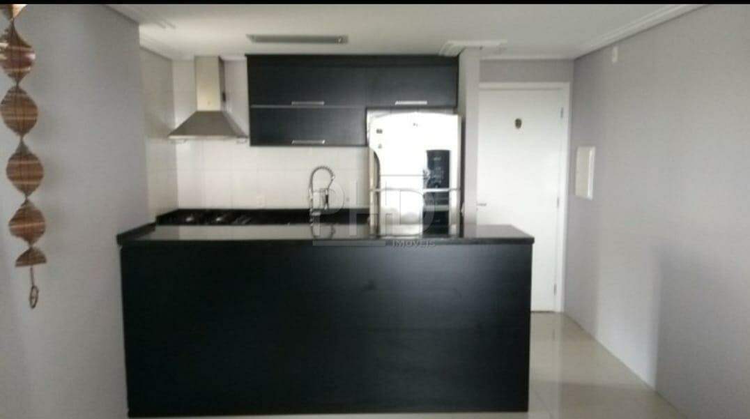 Apartamento à venda com 3 quartos, 70m² - Foto 4