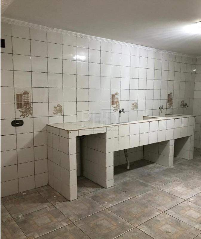 Sobrado à venda com 3 quartos, 200m² - Foto 13