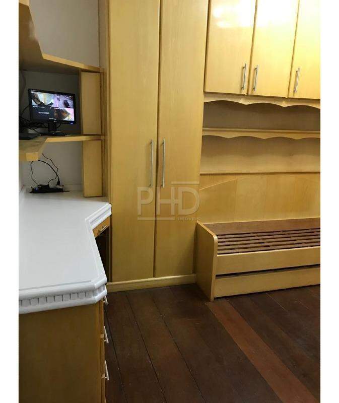 Sobrado à venda com 3 quartos, 200m² - Foto 9