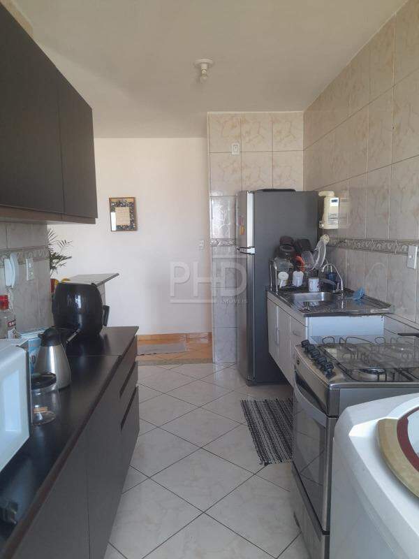 Apartamento à venda com 2 quartos, 70m² - Foto 5