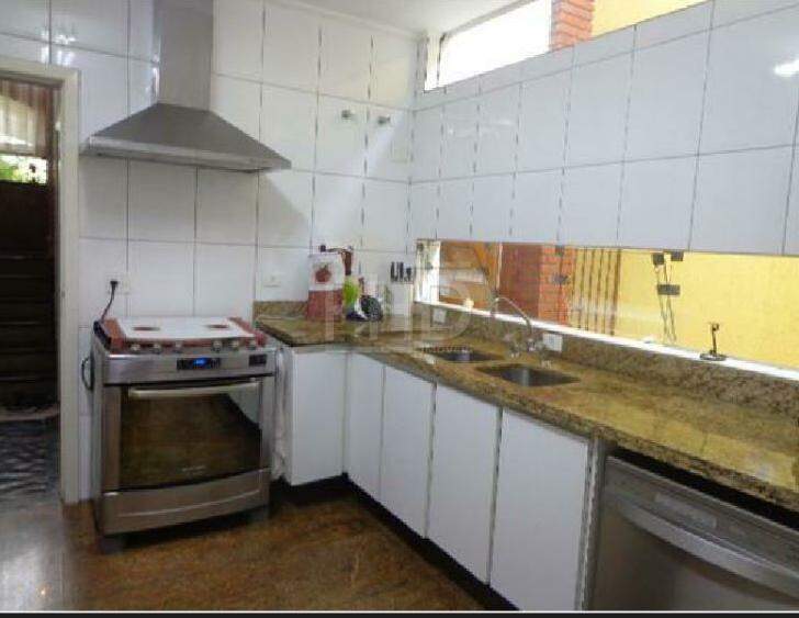 Sobrado à venda com 4 quartos, 388m² - Foto 7