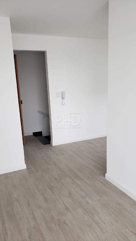 Cobertura à venda com 2 quartos, 76m² - Foto 2