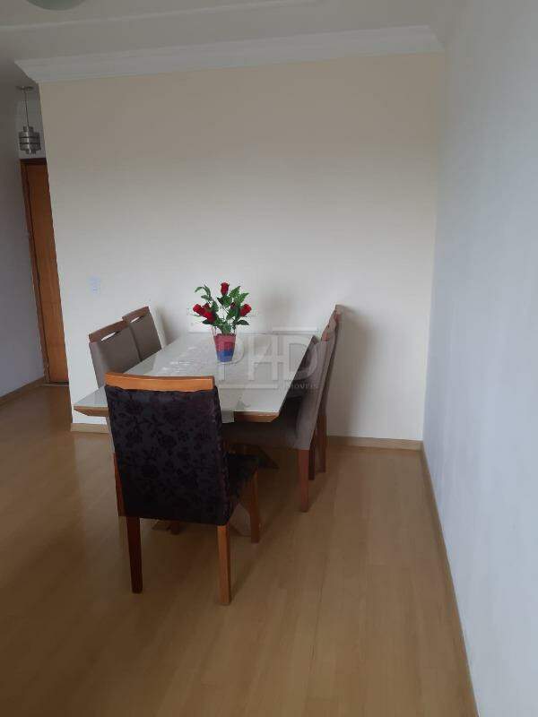 Apartamento à venda com 3 quartos, 72m² - Foto 4