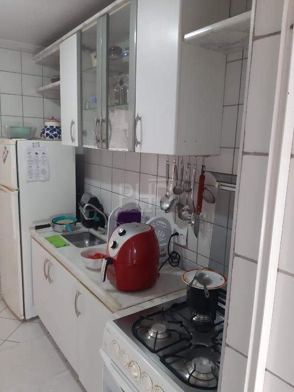 Apartamento à venda com 3 quartos, 72m² - Foto 8