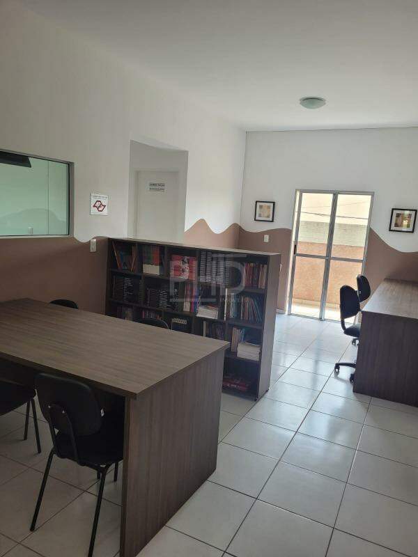 Apartamento à venda com 2 quartos, 60m² - Foto 16