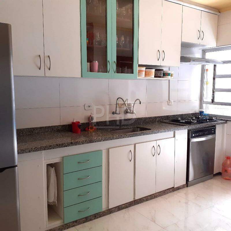 Sobrado à venda com 3 quartos, 200m² - Foto 7