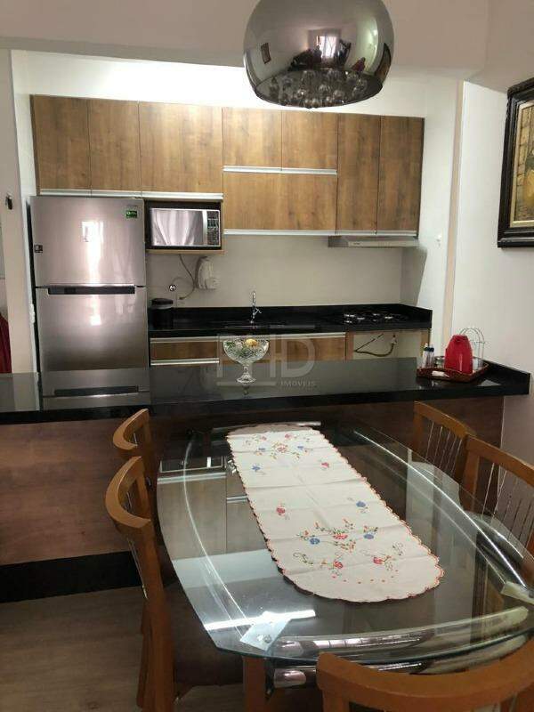 Apartamento à venda com 3 quartos, 94m² - Foto 9