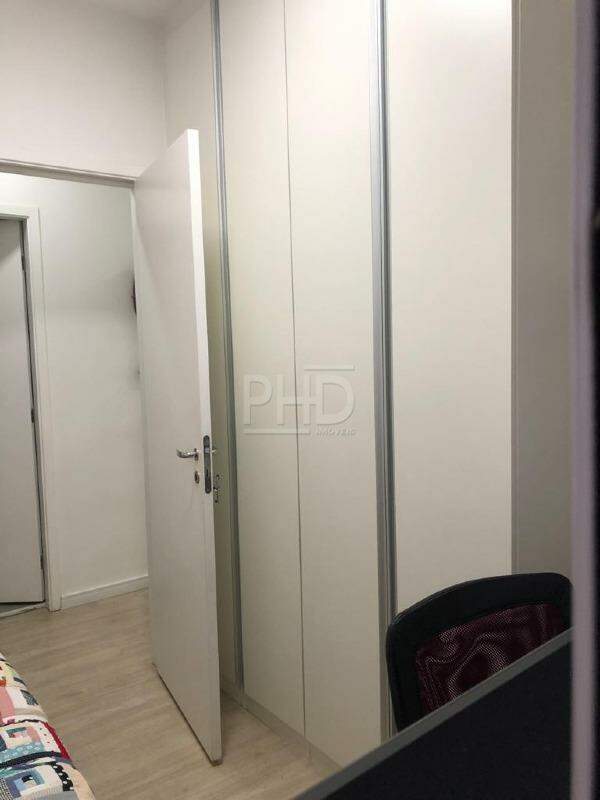 Apartamento à venda com 3 quartos, 94m² - Foto 19