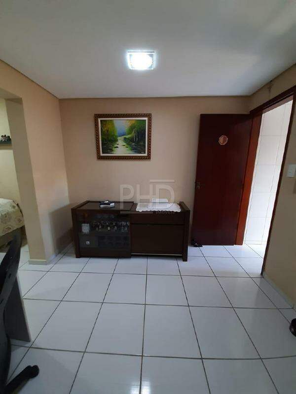 Sobrado à venda com 4 quartos, 130m² - Foto 3