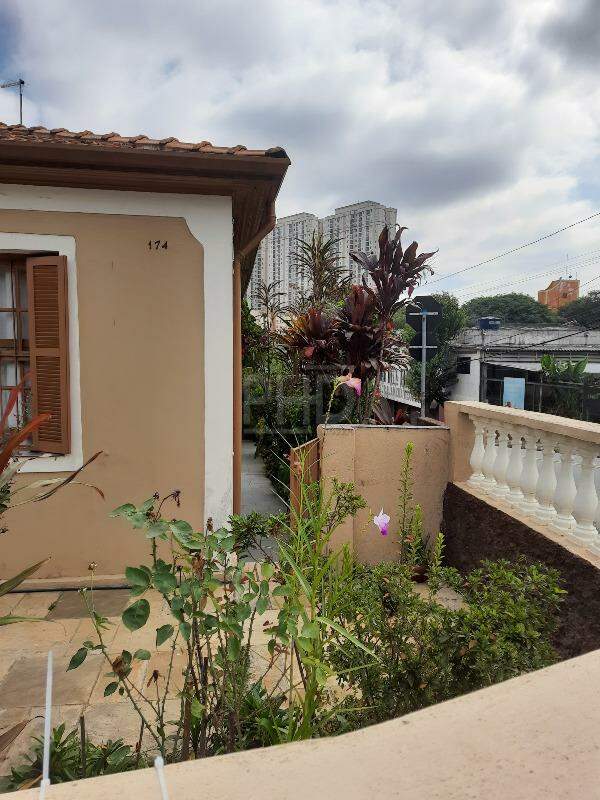 Casa à venda com 3 quartos, 70m² - Foto 11