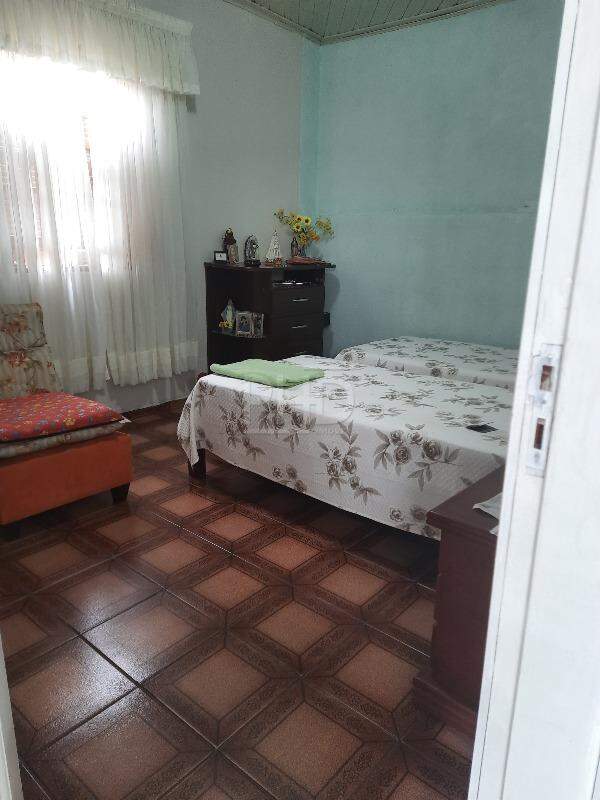 Casa à venda com 3 quartos, 70m² - Foto 3