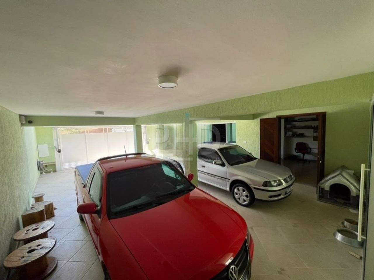 Casa à venda com 4 quartos, 297m² - Foto 18