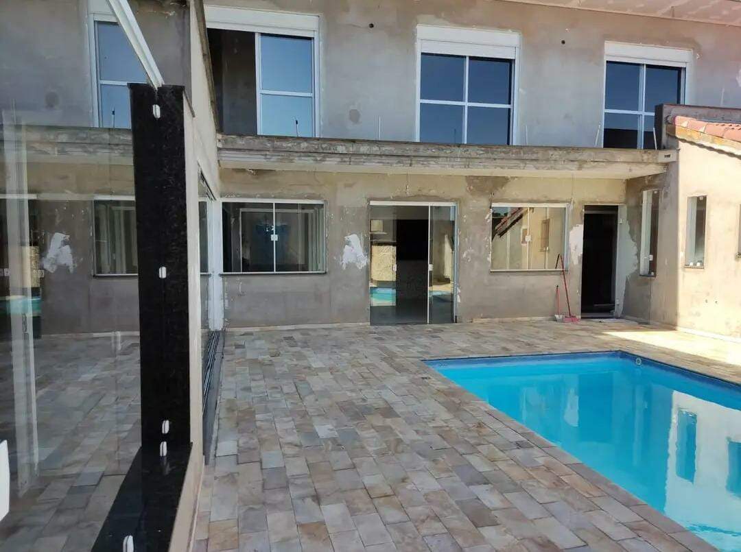 Casa à venda com 6 quartos, 580m² - Foto 29