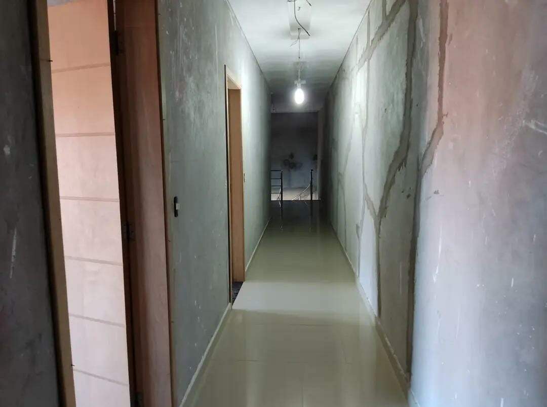 Casa à venda com 6 quartos, 580m² - Foto 17