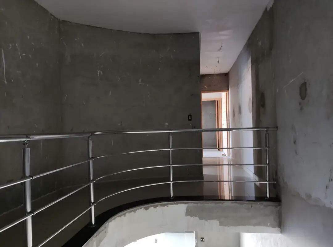 Casa à venda com 6 quartos, 580m² - Foto 11