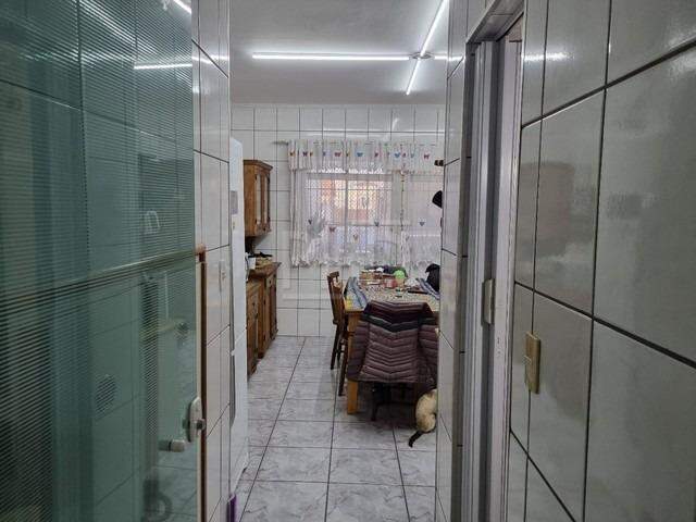 Sobrado à venda com 2 quartos, 240m² - Foto 8