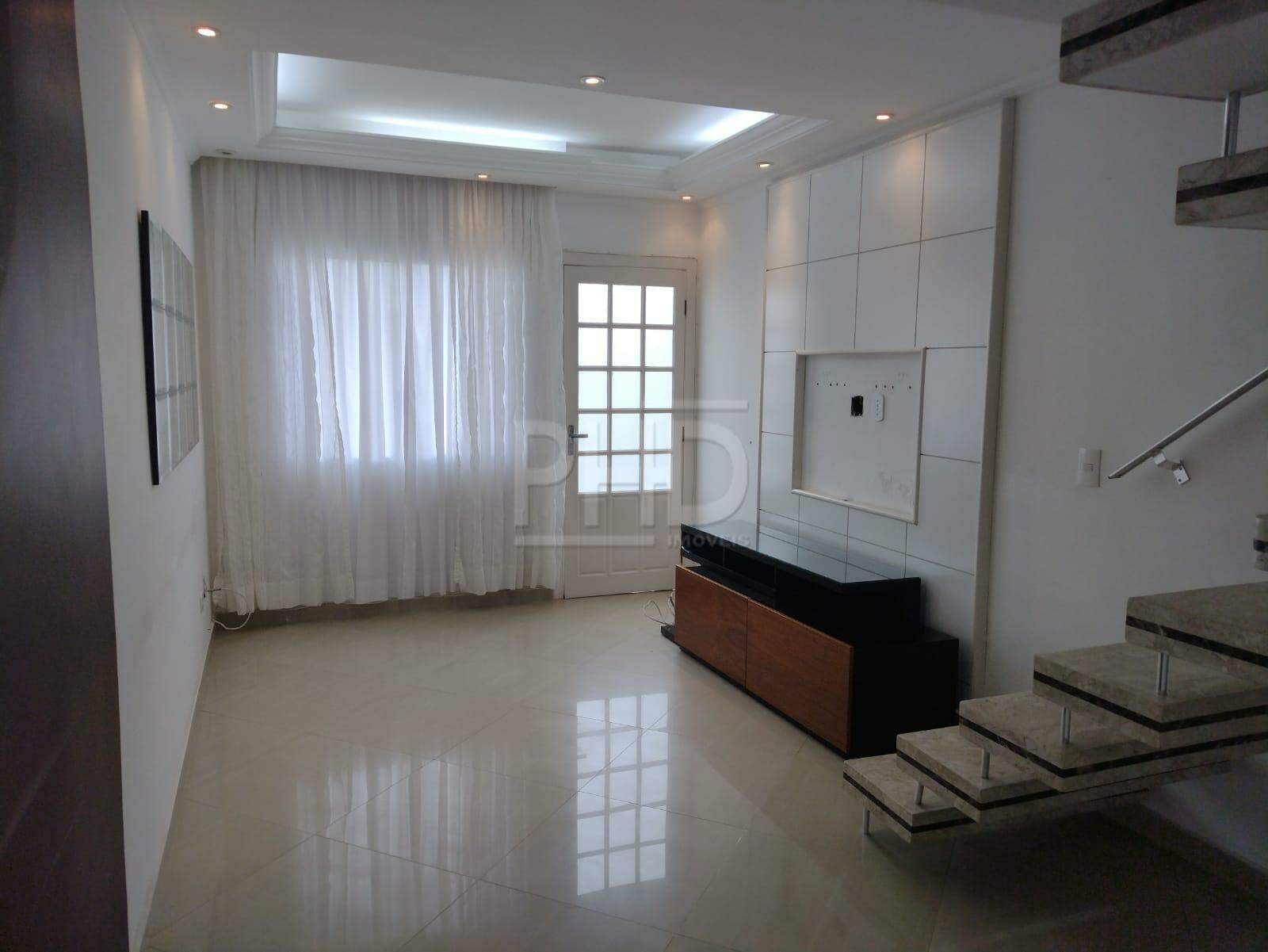 Sobrado à venda com 2 quartos, 94m² - Foto 3